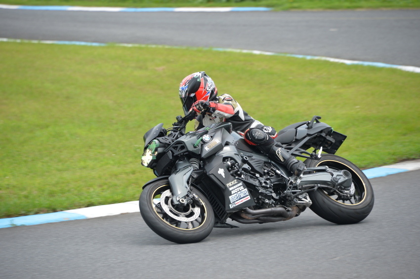 20190828_wakayama_03_K1300R-Riding1
