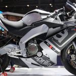 250cc级距仿赛风潮再起!Aprilia“GPR250”