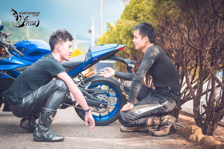 204415gk4s7jl9w0ts220p.jpg.thumb