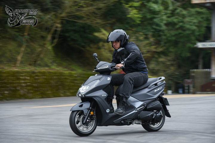 161359awskvtj2sz71lc15.jpg.thumb