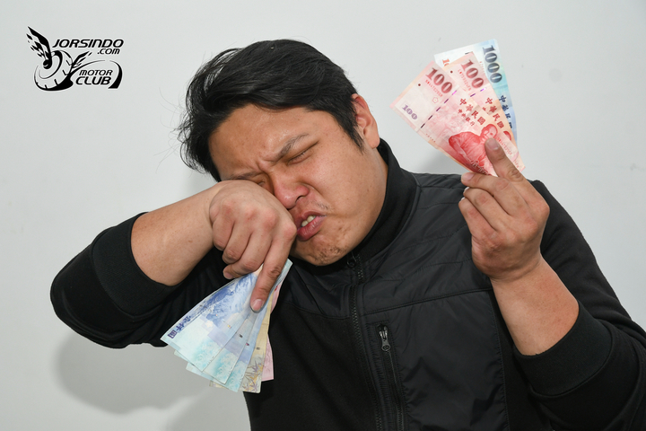 122708xfy7efkdwykwgzbc.jpg.thumb