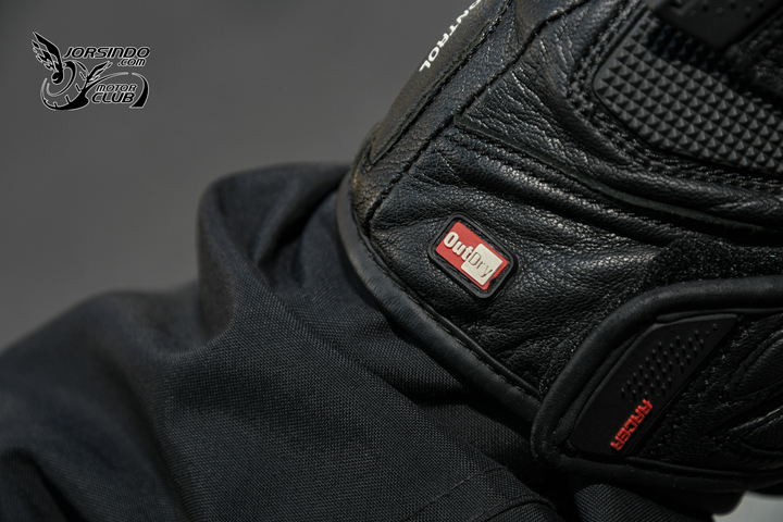 185300geske0zasx8s1c8o.jpg.thumb