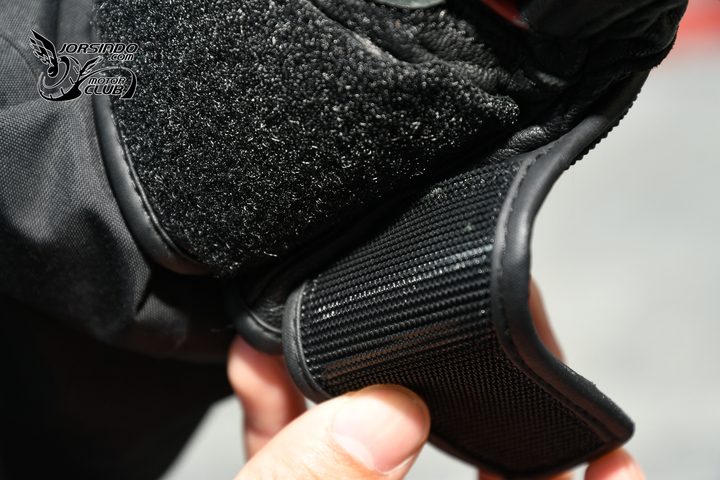 200416cxvmvm5zda9i5slm.jpg.thumb