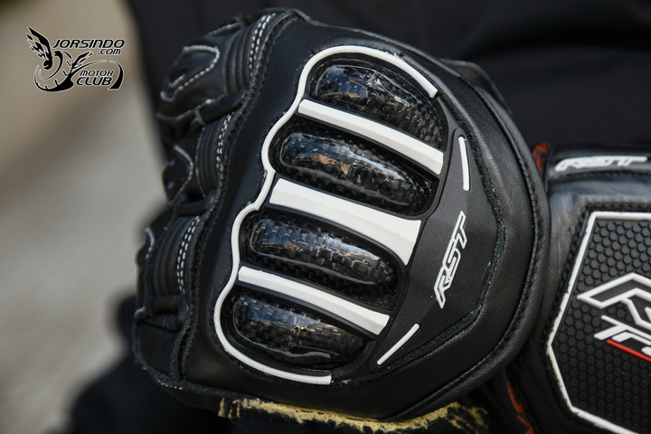 214704fzpfcqffq7rlrvzr.jpg.thumb