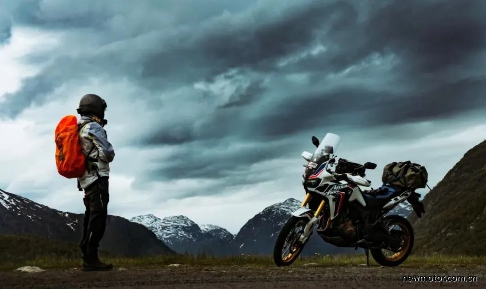 騎乘摩托車旅行的排氣量越大越好？