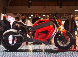 创光速战记成真！无轮毂的电动摩托车