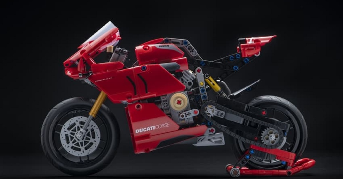 LEGO即將推出DUCATI「Panigale V4R」積木模型