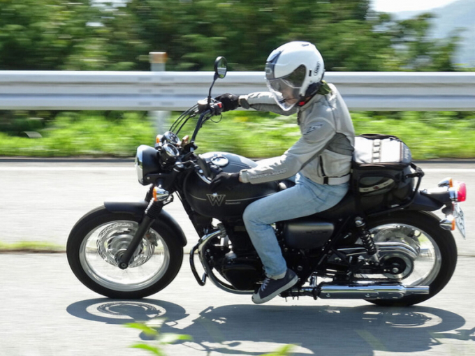 【訂料動手改】用原廠零件加大KAWASAKI「W800」的前輪框！