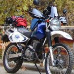 【訂料動手改】降低「DJebel 250」的車高後別忘了更換側駐!