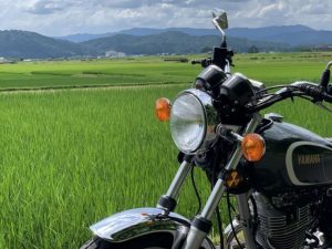 【订料动手改】用Dragstar头灯让SR400看起来像早期款！