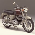 車壇歷史先驅!從鋼琴到摩托車的YAMAHA