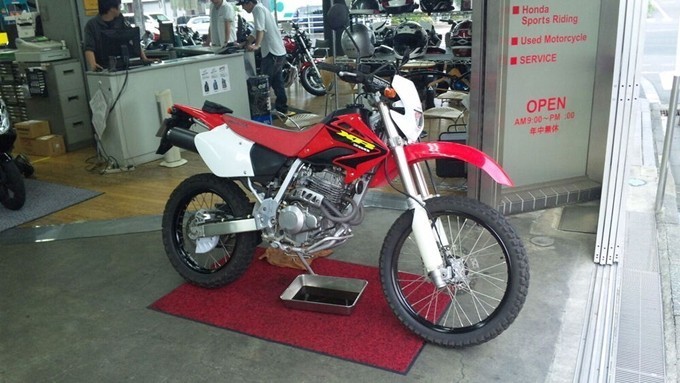 【车主有话说】最好骑的四行程越野车 HONDA“XR250”