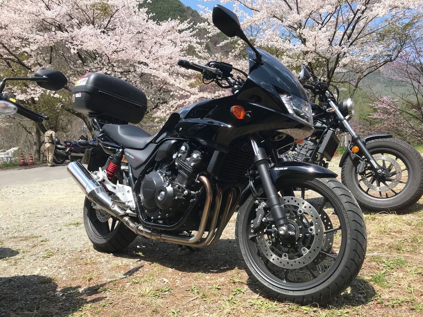 【车主有话说】经典不退流行 HONDA“CB400SB”