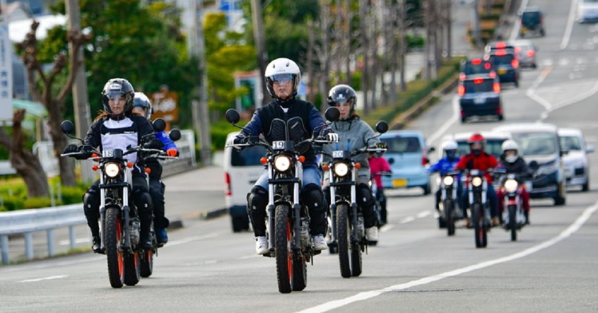 他山之石／YAMAHA為女性員工舉辦「摩托車體驗課程」