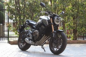 【試乘報告】中階四缸街車首選!HONDA「CB650R」