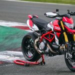 通過EURO 5標準!DUCATI 2022年式「Hypermotard 950」登場