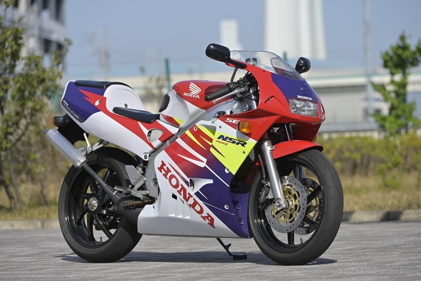 試乘報告】名號無須多言HONDA「NSR250R SE (MC28)」 | Webike+華語專業