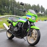 【試乘報告】絕種男子漢 KAWASAKI「ZRX400」