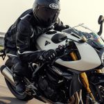 英倫Cafe Racer再現!Triumph「Speed Triple 1200RR」
