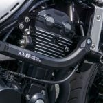 OVER Racing推出Z900RS專用「引擎保桿/防倒球」