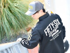 好的騎士外套就是穿起來舒服自然！56design最新產品RIDING COACH JACKET 2