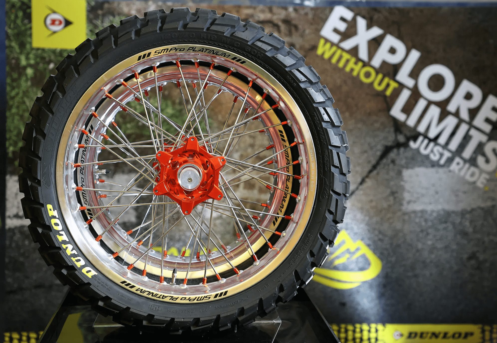 EWC轮胎供应商Dunlop，发布全新越野公路两用胎Trailmax Raid