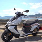 讓人驚異的加速感!配備全滿的新世代電車CFMOTO ZEEHO AE8