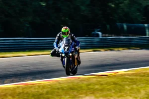 YART Yamaha车队在24H SPA EWC Motos赛前测试跑车最快圈速