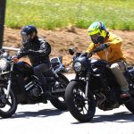 新舊Eliminator對比測試,Kawasaki Eliminator 400是無可挑剔的巡航車!