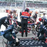 Yoshimura SERT Motul挫折与战斗精神,追求铃鹿耐力赛的成功