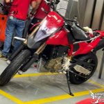 劍指 Aprilia 而來?DUCATI 中量級並雙引擎照片意外流出!