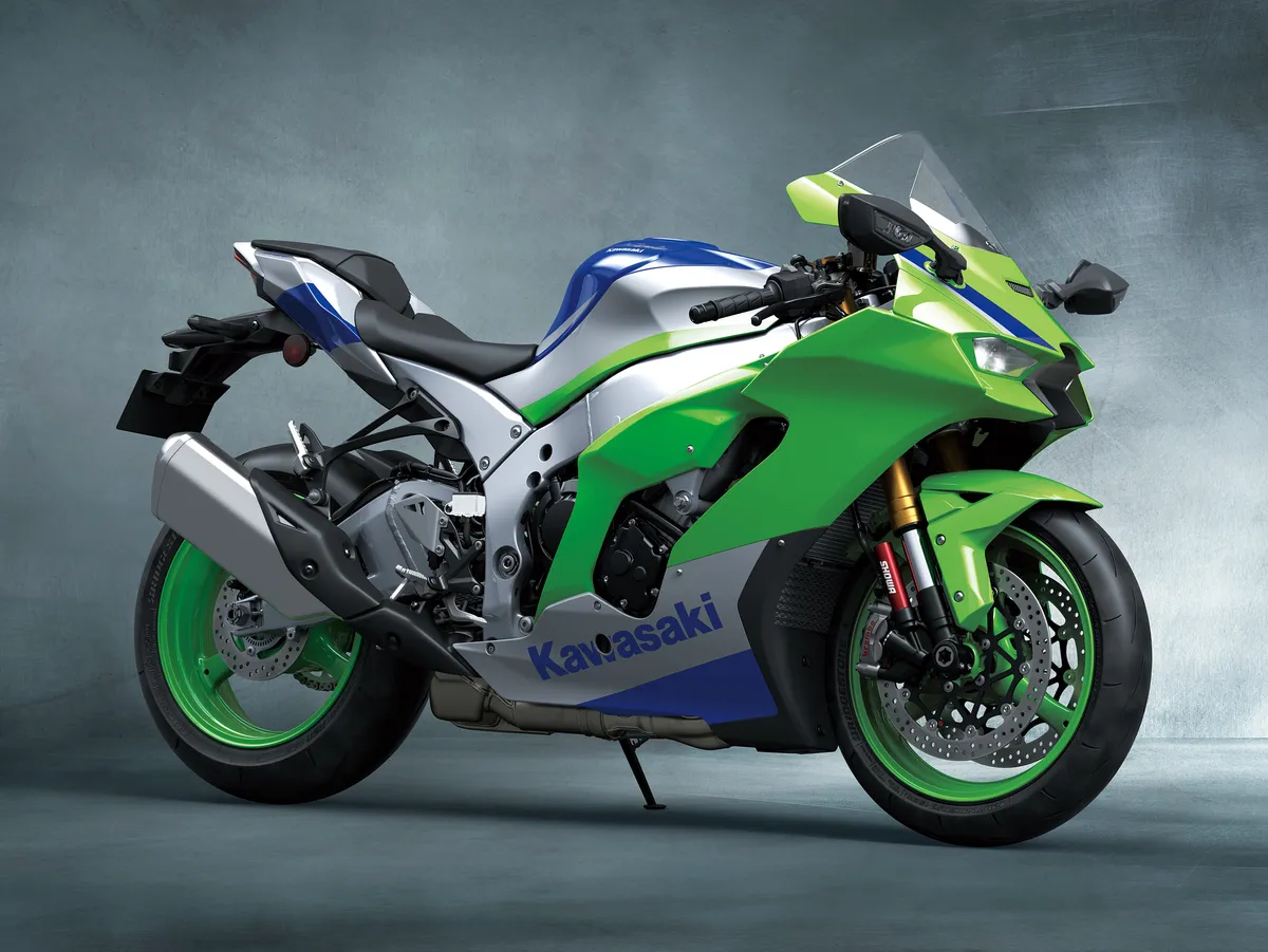 經典ZXR風格，Ninja 40周年特別版ZX-10R 和ZX-4RR 正式亮相