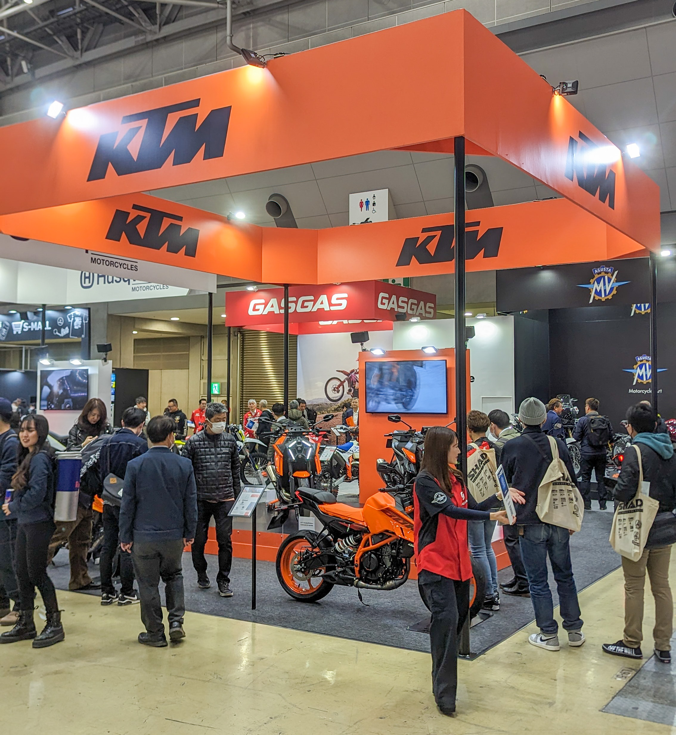 【2024東京摩托車展】KTM展出全新旗艦街車1390 SUPER DUKE EVO R與990 DUKE