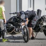 BMW R 12 GS 间谍车捕获,复古越野车风潮即将再起?