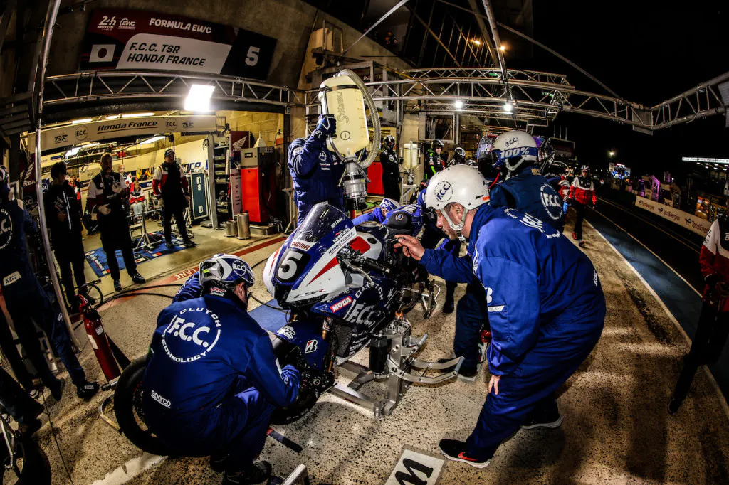 F.C.C. TSR Honda France 车队利曼24耐卫冕梦碎，意外频发遗憾退赛