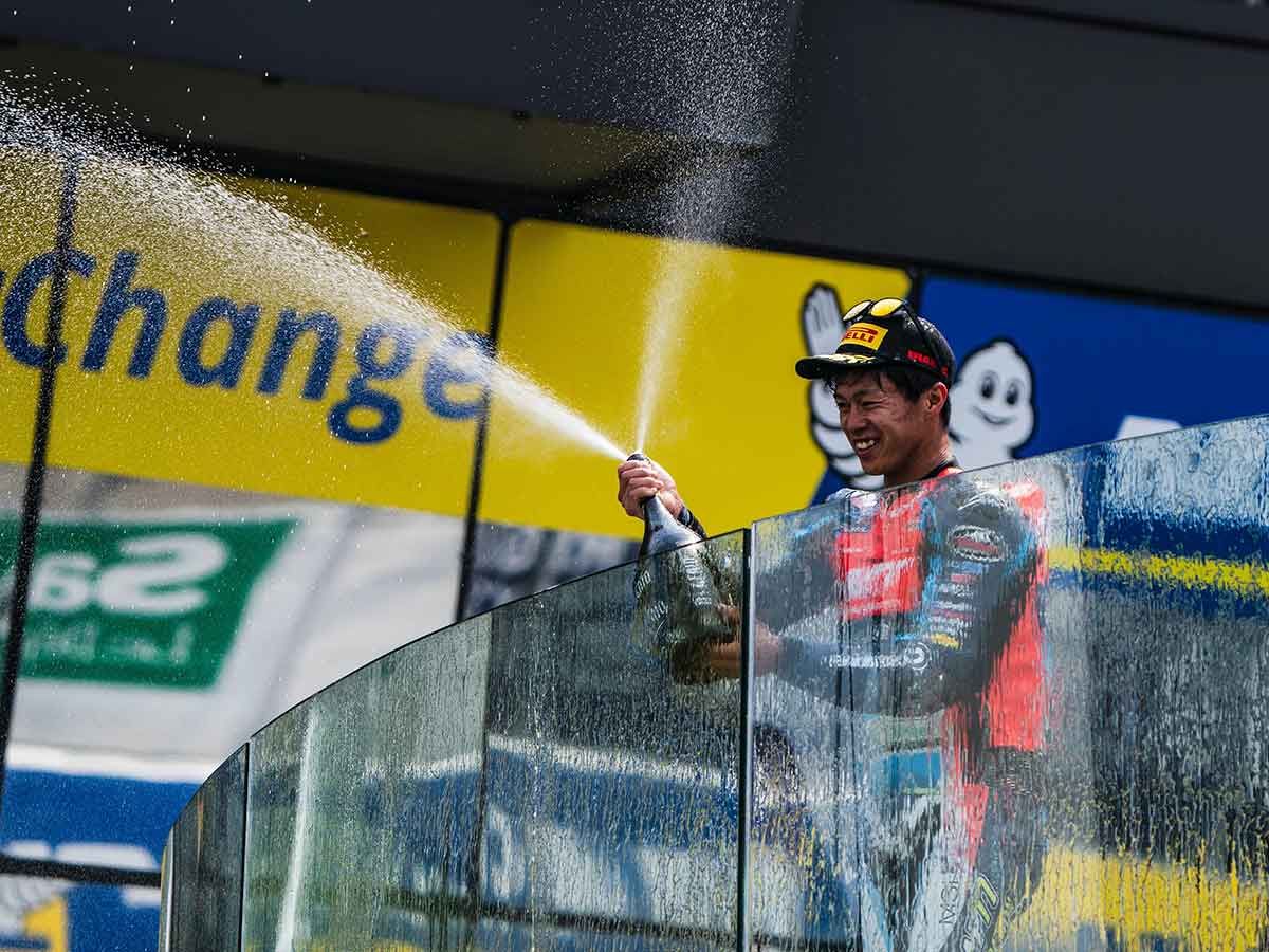 【第5站法国GP】：MotoGP日本车手的战斗，Moto2的Ai Ogura在转队后首次登上颁奖台并露出笑容