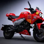 菲律賓改裝達人致敬經典動畫《AKIRA》,將CFMOTO PAPIO 125改造成主角座駕