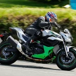 KAWASAKI Z7 Hybrid完成曼島TT賽道!賽車手表示「e-Boost加速令人感動!」