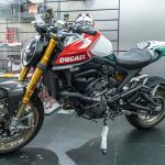 【實車開箱】綠白紅戰袍加身!Ducati Monster 30th Anniversario 限量版登場