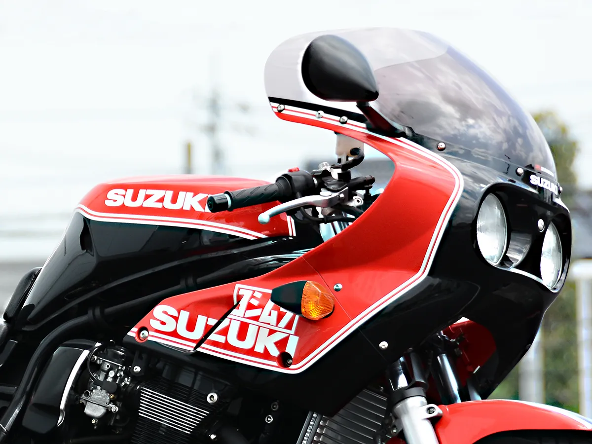 【老车介绍】重燃SUZUKI与YOSHIMURA在耐力赛的荣光，复刻版TT·F1赛车GS1200SS