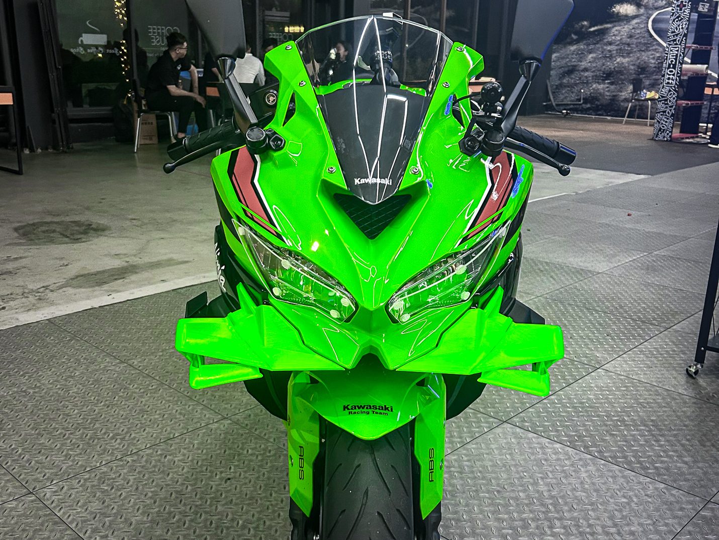 2025年式51.8萬送價值兩萬元保險！Kawasaki ZX-4RR售價公佈預購持續中| SUPERMOTO8