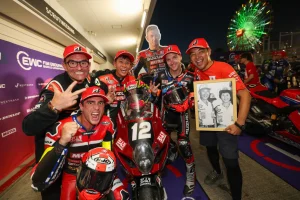 Atsumi在鈴鹿8耐獲獎,幫助Yoshimura SERT Motul繼續保持競爭力