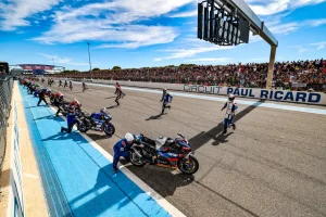 EWC BOL D’OR 8小時後：YOSHIMURA SERT 激戰暫時領先BMW