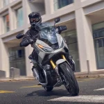 2025 Honda X-ADV 强势升级,舒适与科技再进化!