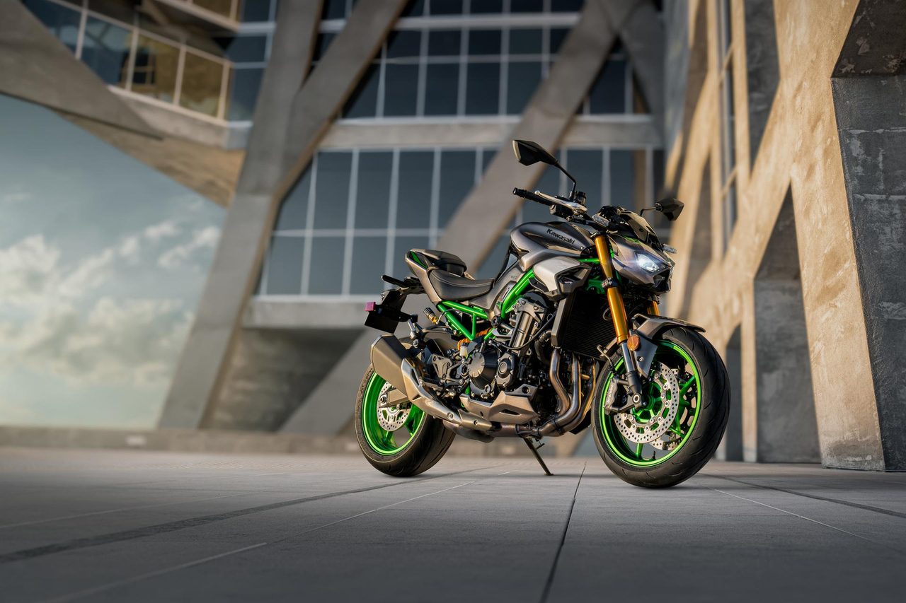 2025 Kawasaki Z900系列大改升级，Sugomi 设计再进化，搭载先进电子系统