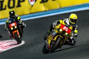 Team Racing 85 機械技師在 EWC 賽季決戰後獲讚譽