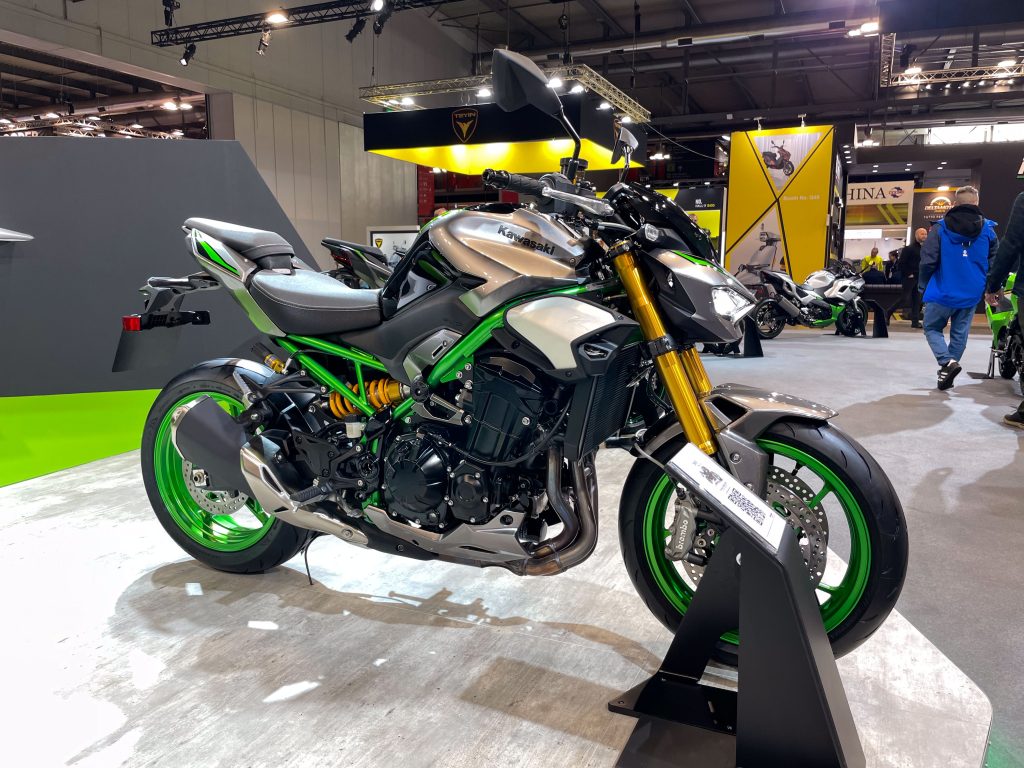 在米蘭車展展出的Z900SE