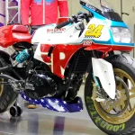 Royal Enfield SHOTGUN 650與美國「icon」聯名改裝車:化身為粗獷的耐力賽車!【YOKOHAMA HOT ROD CUSTOM SHOW 2024】
