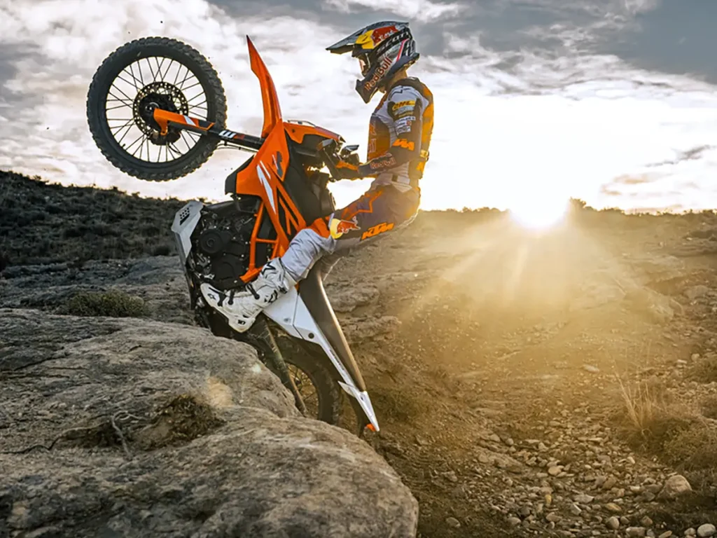 390 ENDURO R和125 ENDURO R計劃於2025年初上市