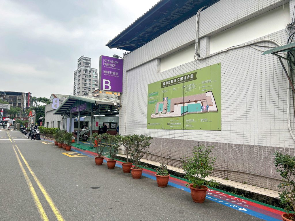 板橋監理站機車檢驗區
